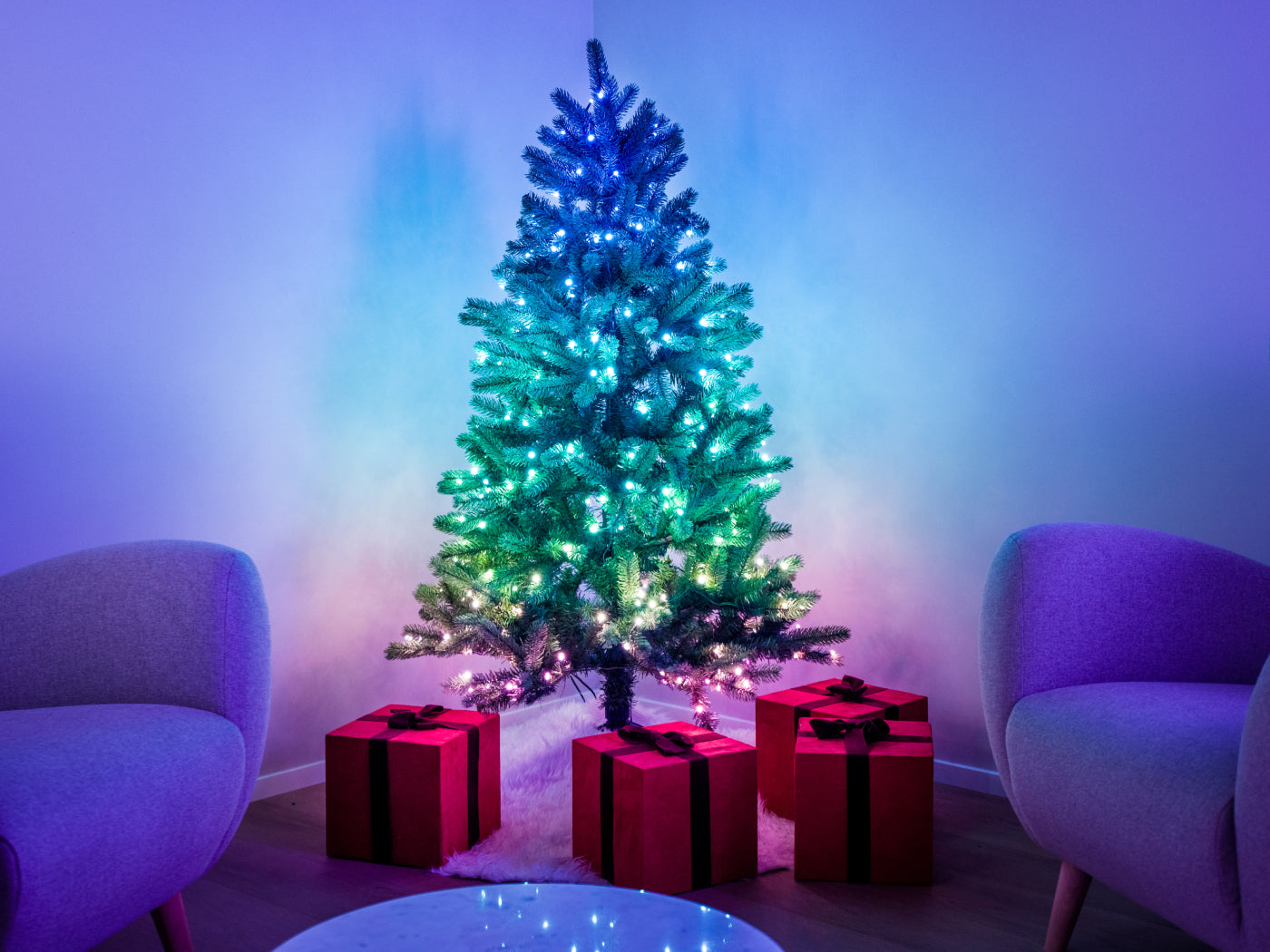 How To Turn Your Living Room Into A Pinterest Worthy Christmas Wonderland: Stunning Festive Ideas