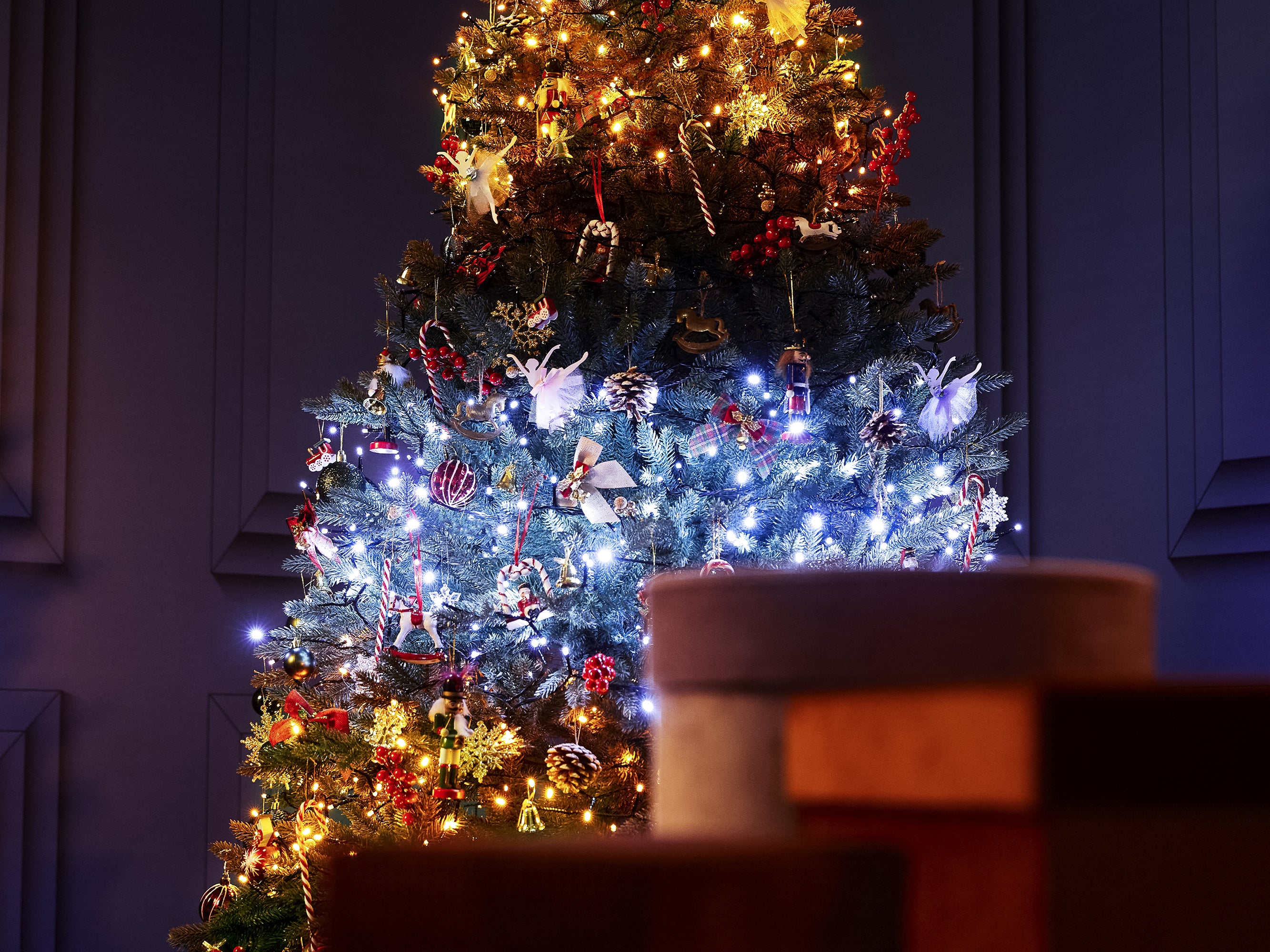 Strings Gold & Silver