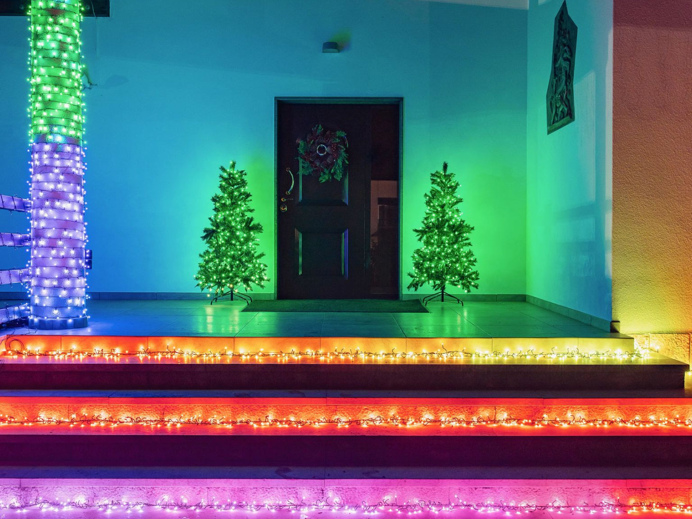 How to decorate your front yard for Christmas