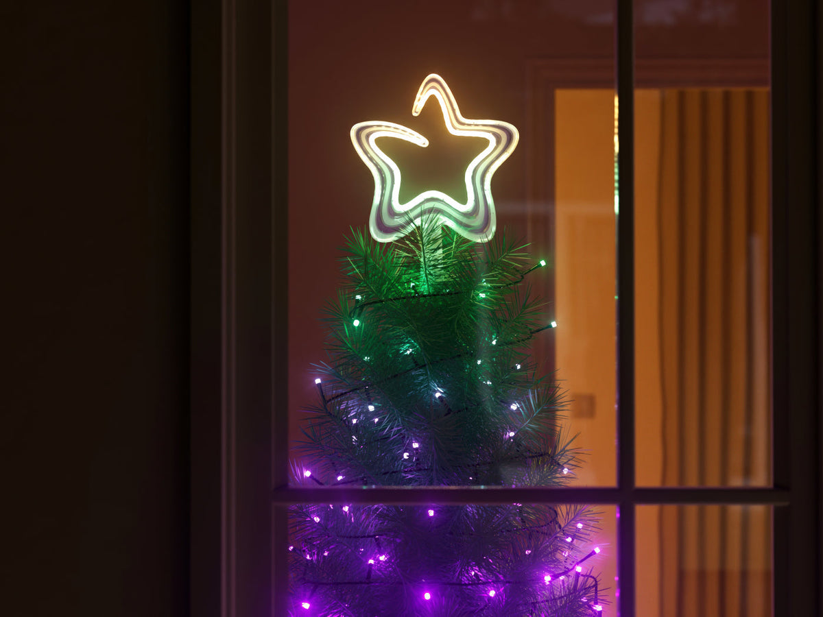 Die besten Möglichkeiten, LED-Lichter an deinem Weihnachtsbaum zu befe – Twinkly